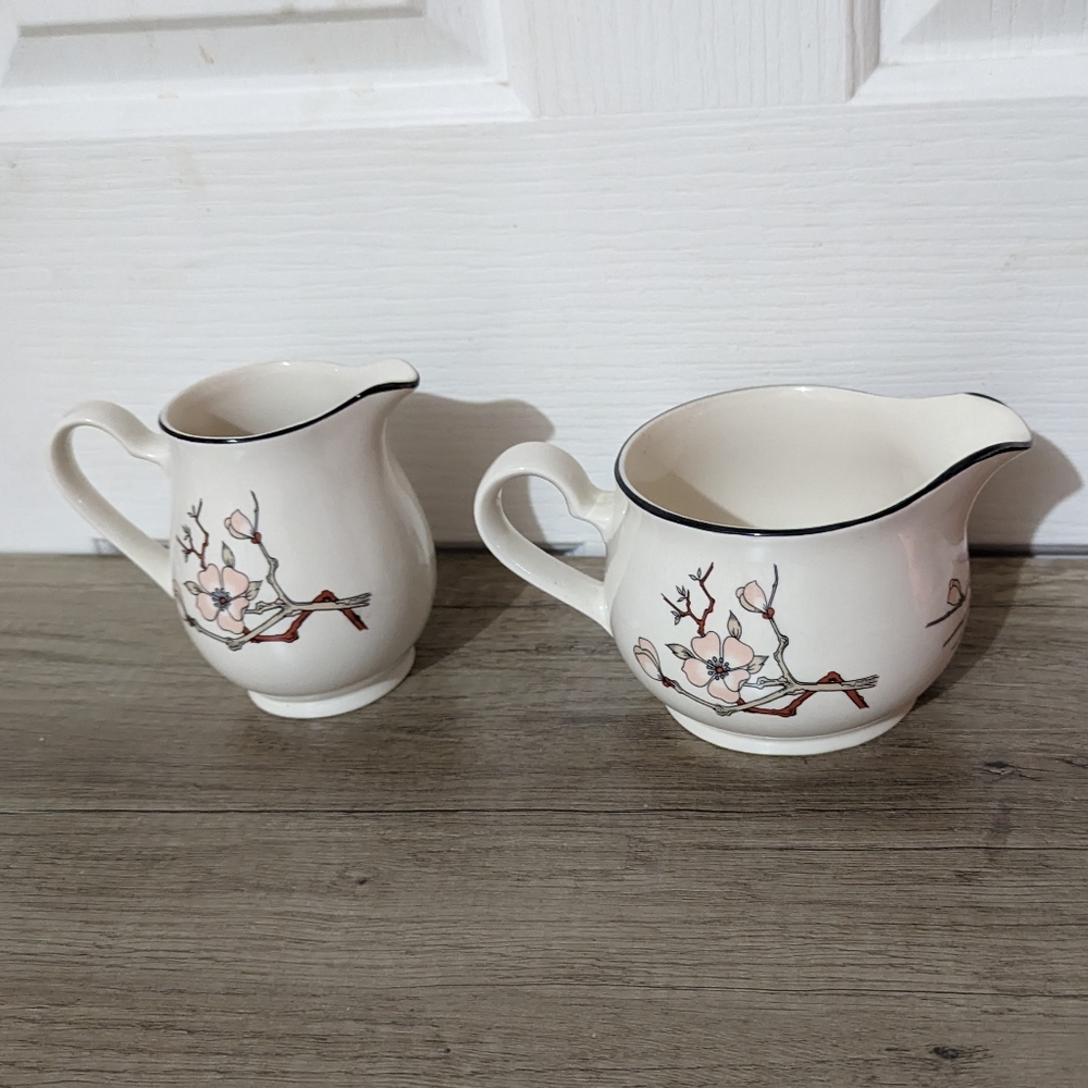 Keltcraft by Noritake Ireland New Tea Garden Blossoms Creamer & Gravy Set EUC!